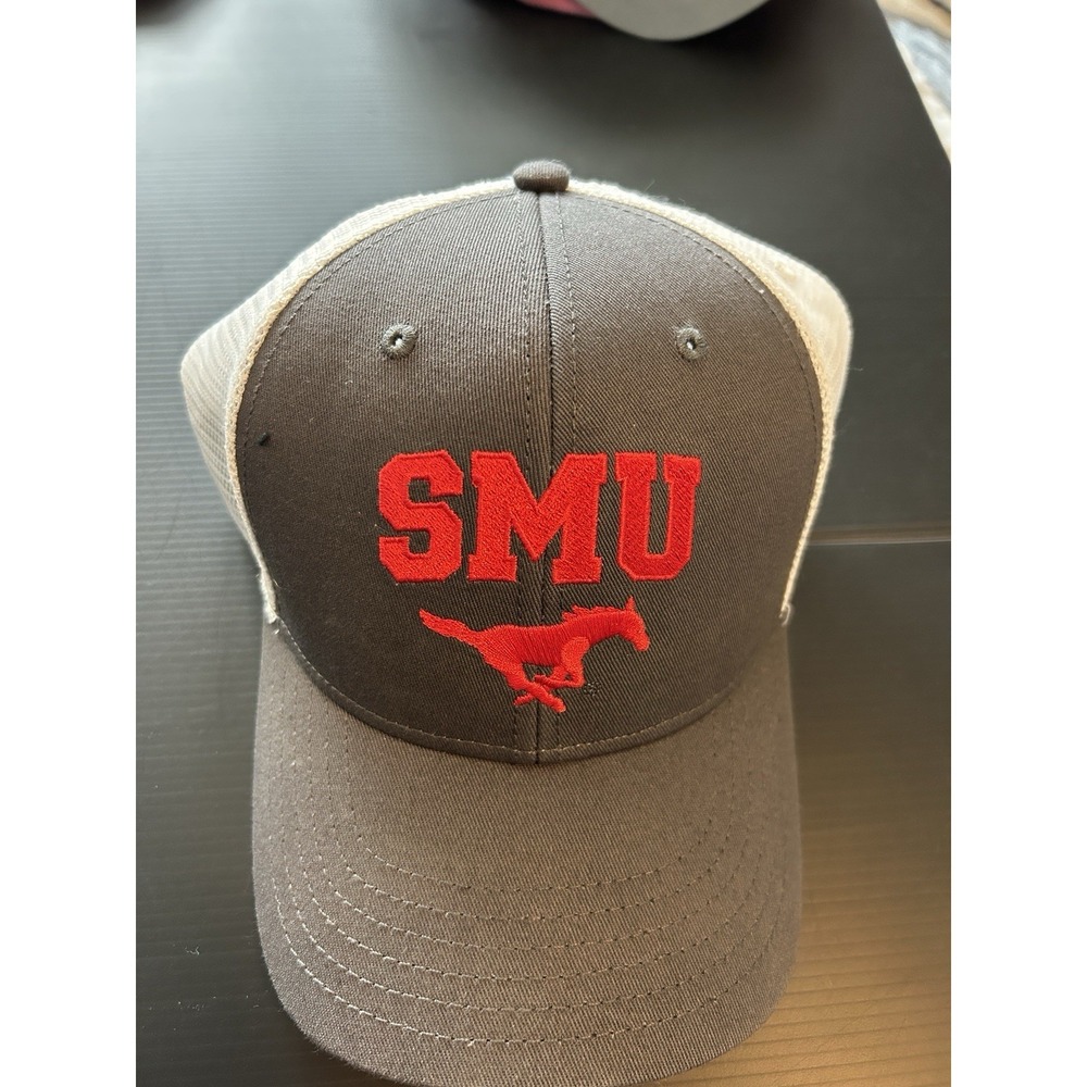 SMU Mustangs Trucker Hat Top Of The World SnapBack‎ Mesh Cap Gray And Red